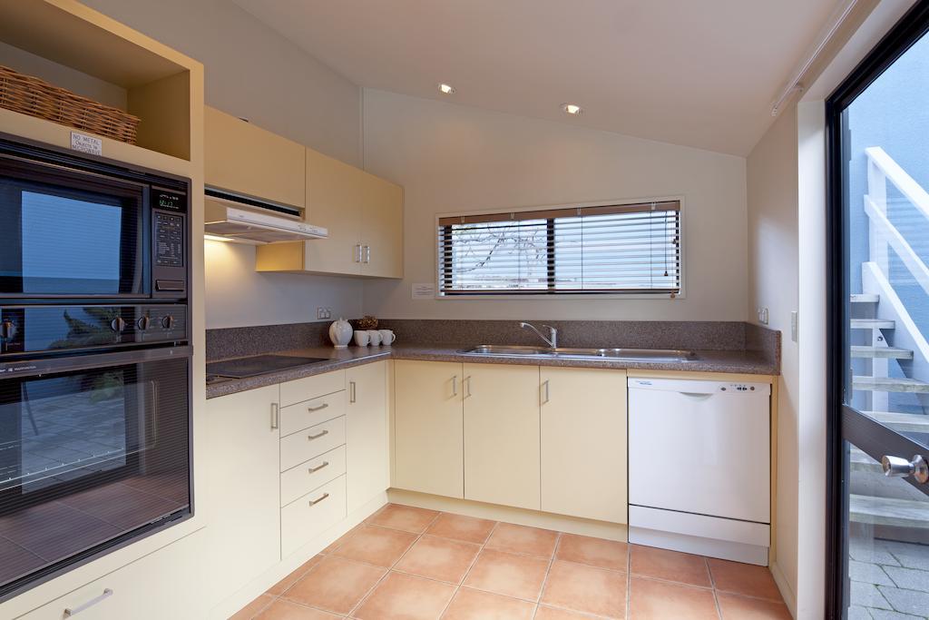 Apartments At Spinnaker Bay Queenstown Exterior foto
